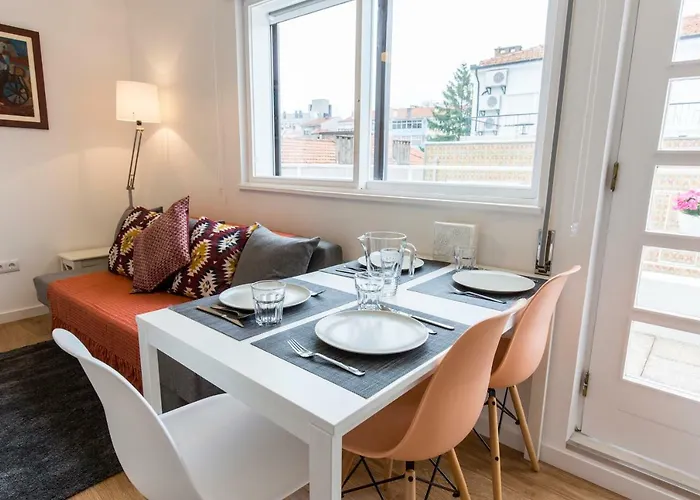 Haven - Terrace Penthouse In Downtown *